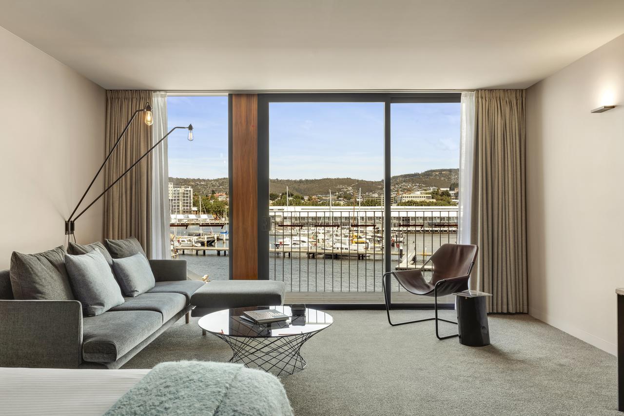 맥q 01 호텔 호바트 외부 사진 The interior of a typical apartment at The Standard